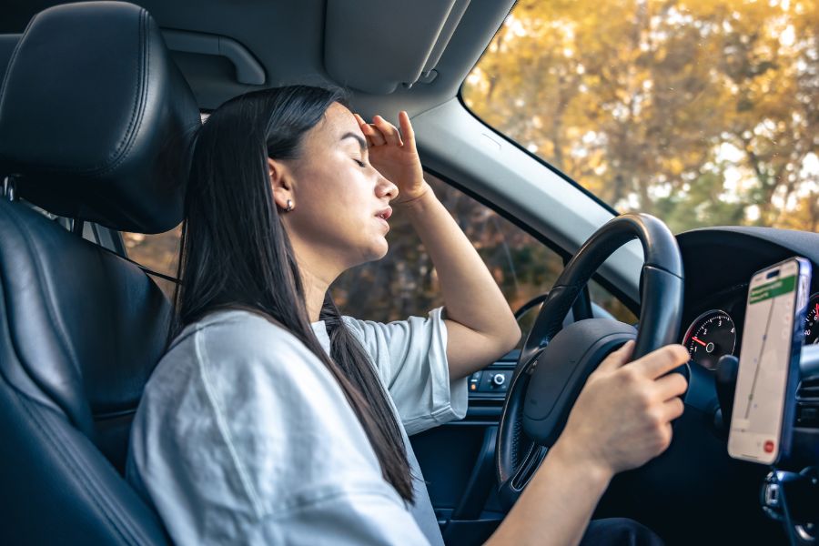 7 Tips Cara Atasi Kelelahan Setelah Perjalanan Jauh dengan Mandi Air Hangat