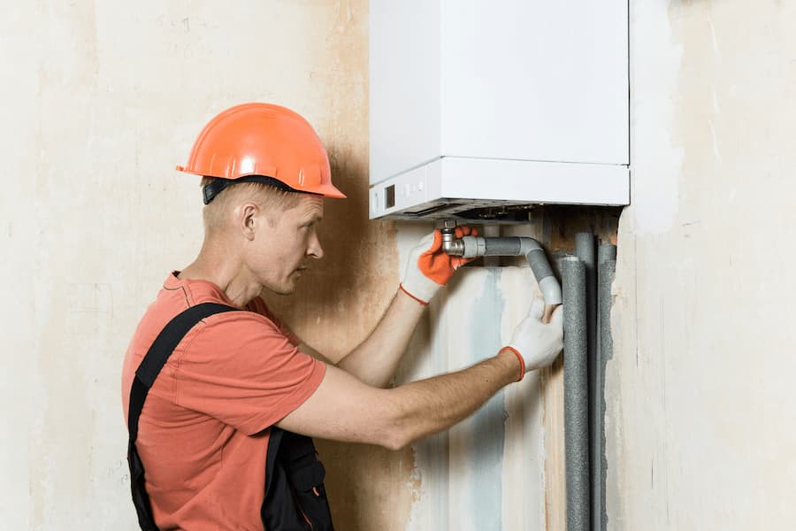 air dari water heater bau besi