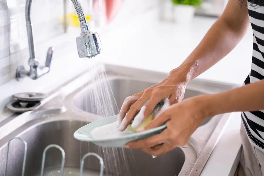 water heater untuk cuci piring